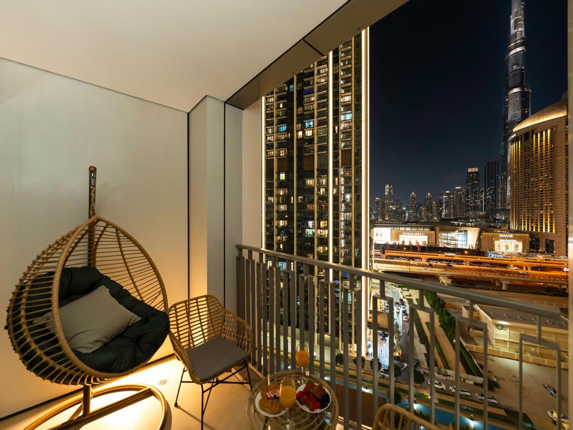 Apartment Royal Vista At Downtown Views Ii - & Burj Khalifa Views - Brand New Luxury 2br Dubai