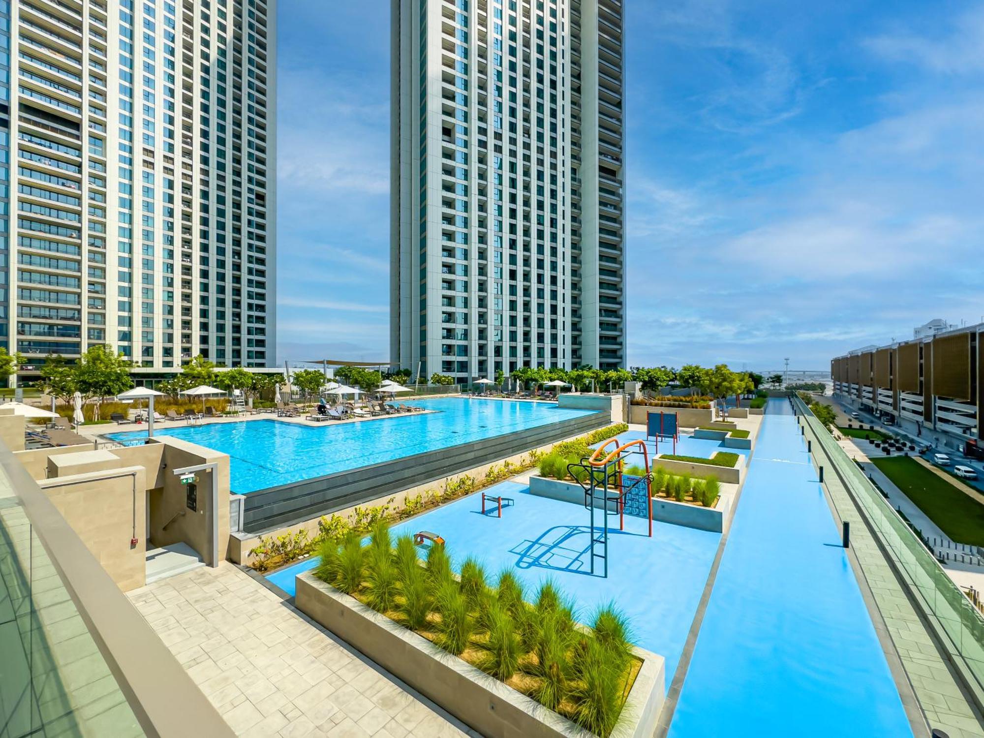 Royal Vista At Downtown Views Ii - & Burj Khalifa Views - Brand New Luxury 2br Apartment