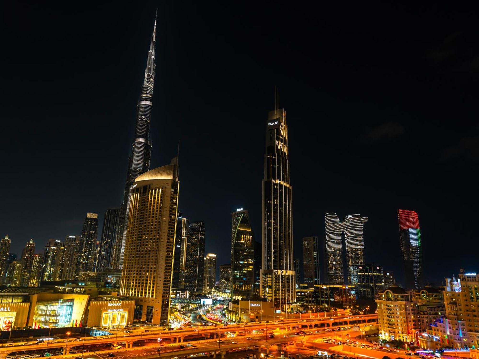 Royal Vista At Downtown Views Ii - & Burj Khalifa Views - Brand New Luxury 2br * Dubai